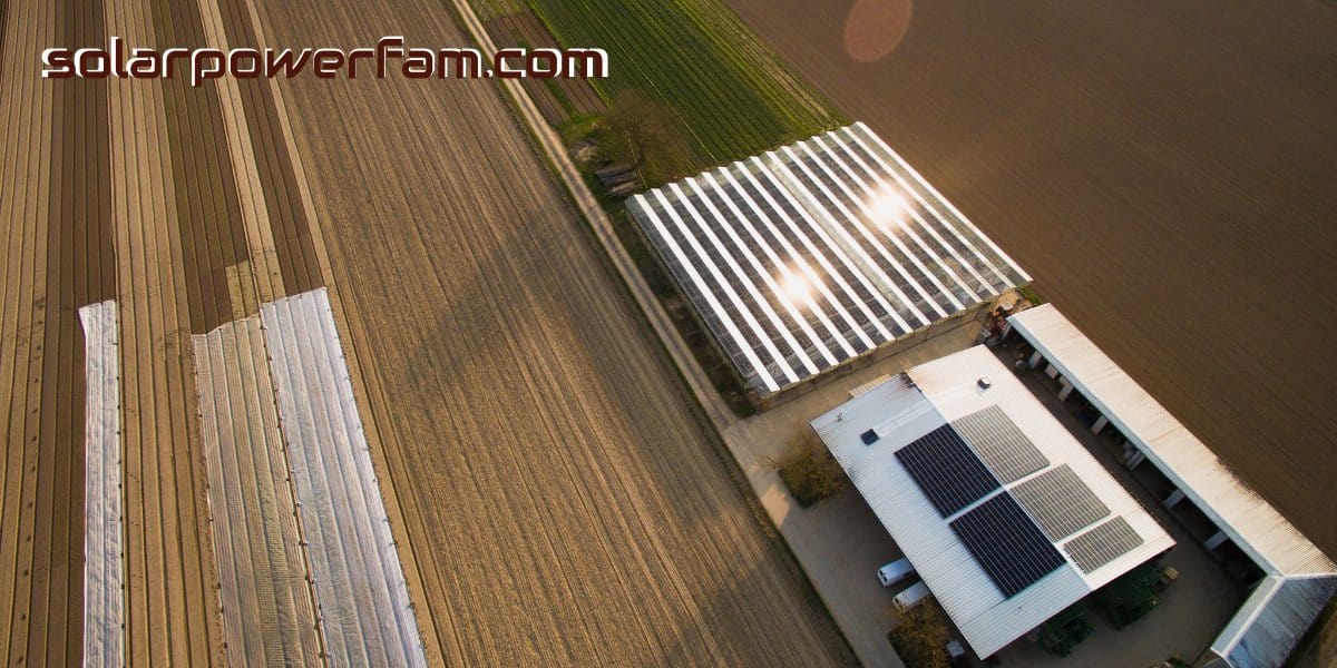 advantages and disadvantages of living near a solar farm